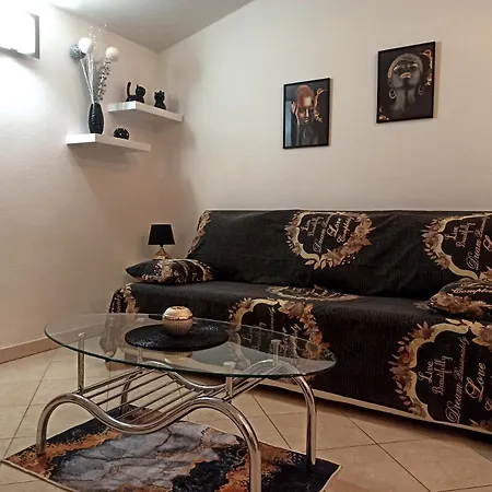 Dora Apartamento Pula