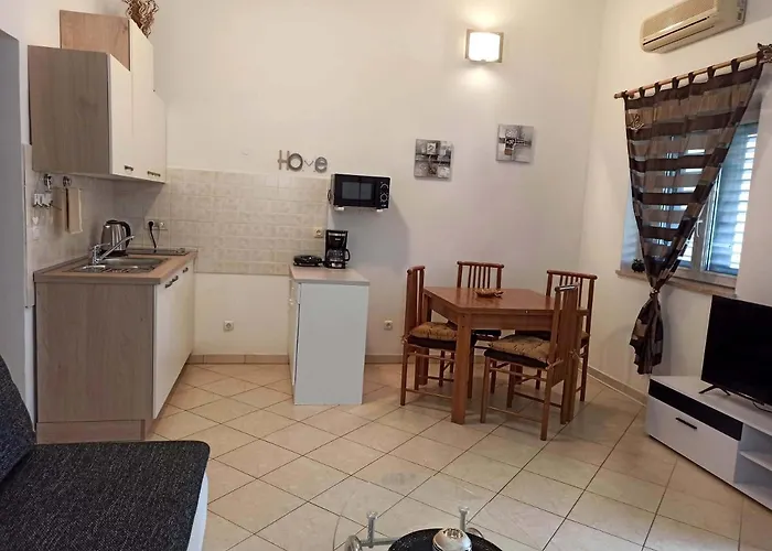 Apartment Dora